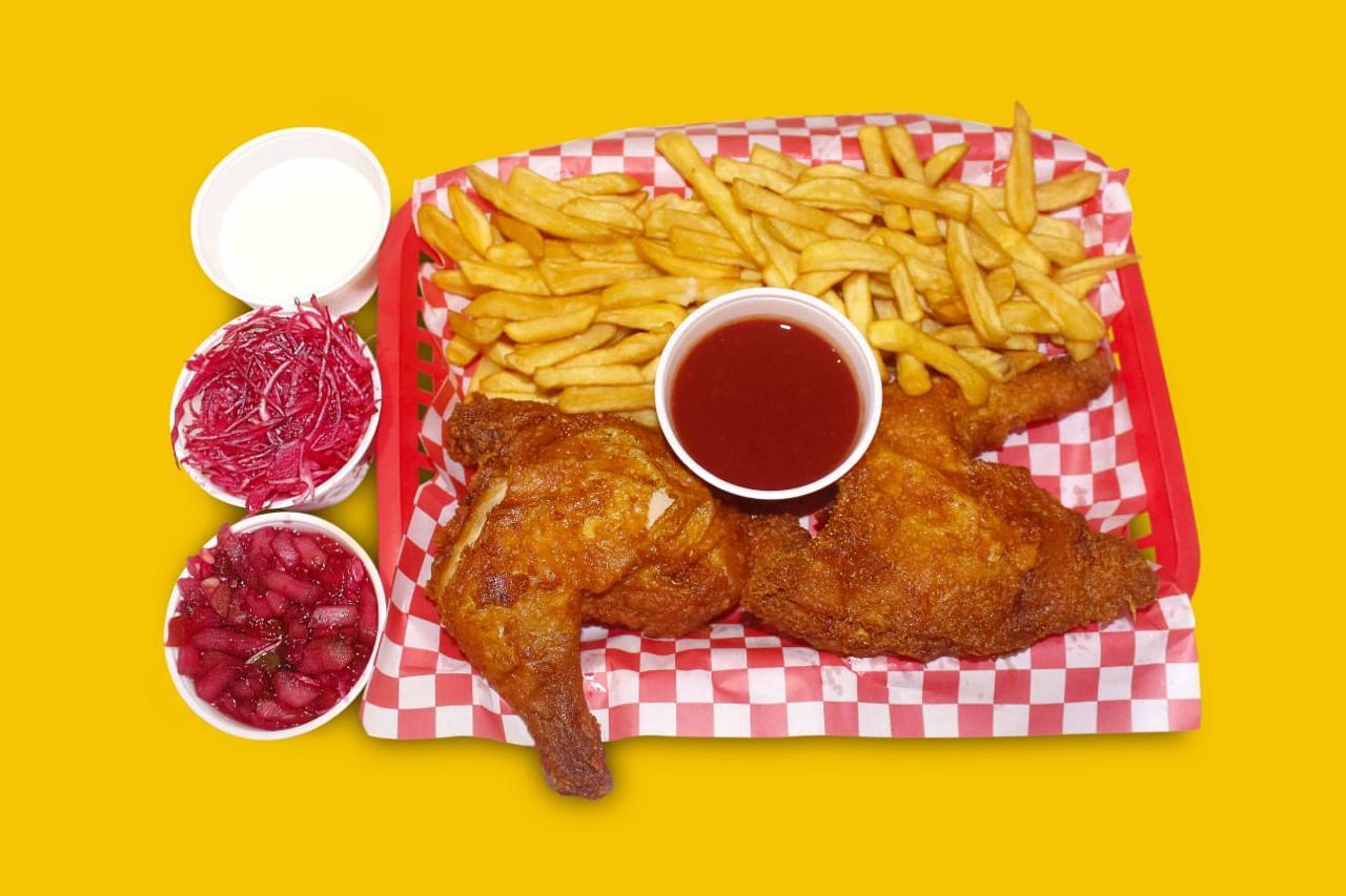 Mitad de Pollo + Papas